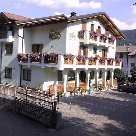Hotel Al Caminetto Cembra Lisignago Exterior photo